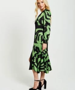 Liquorish Zebra Print Midi Dress with Front Slit and Long Sleeves - Green 10 Liquorish Zebra Print Midi Dress with Front Slit and Long Sleeves - Green -Liquorish Sales Store 09c49c84b8d84728b69fdb58e3d96627 scaled