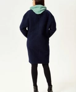 Liquorish Bouclè Coat in Navy -Liquorish Sales Store 0f165de8bc0e4399813241e6929707cd