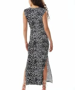 Liquorish Black and White Giraffe Print Maxi Dress with Cut out details - Black/White -Liquorish Sales Store 1361bb729f8b460c85c0de78d5e63b0b scaled