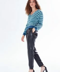 Liquorish textured striped cardigan in blue, turquoise & white tones -Liquorish Sales Store 14c23580f2044cb398c92283043c90f9 scaled