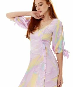 Liquorish Mini Abstract Brush Stroke Print Dress With a V Neck, Tie Back and Tie Sleeves in Lilac - Yellow -Liquorish Sales Store 1b61161f06a748adae8a5db0beb52e1a scaled