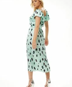 Liquorish Belted Midi Dress with Off Shoulder Sleeves in Mint Animal Print - Green -Liquorish Sales Store 1e108efd40284fa0aef226e871cb532c scaled