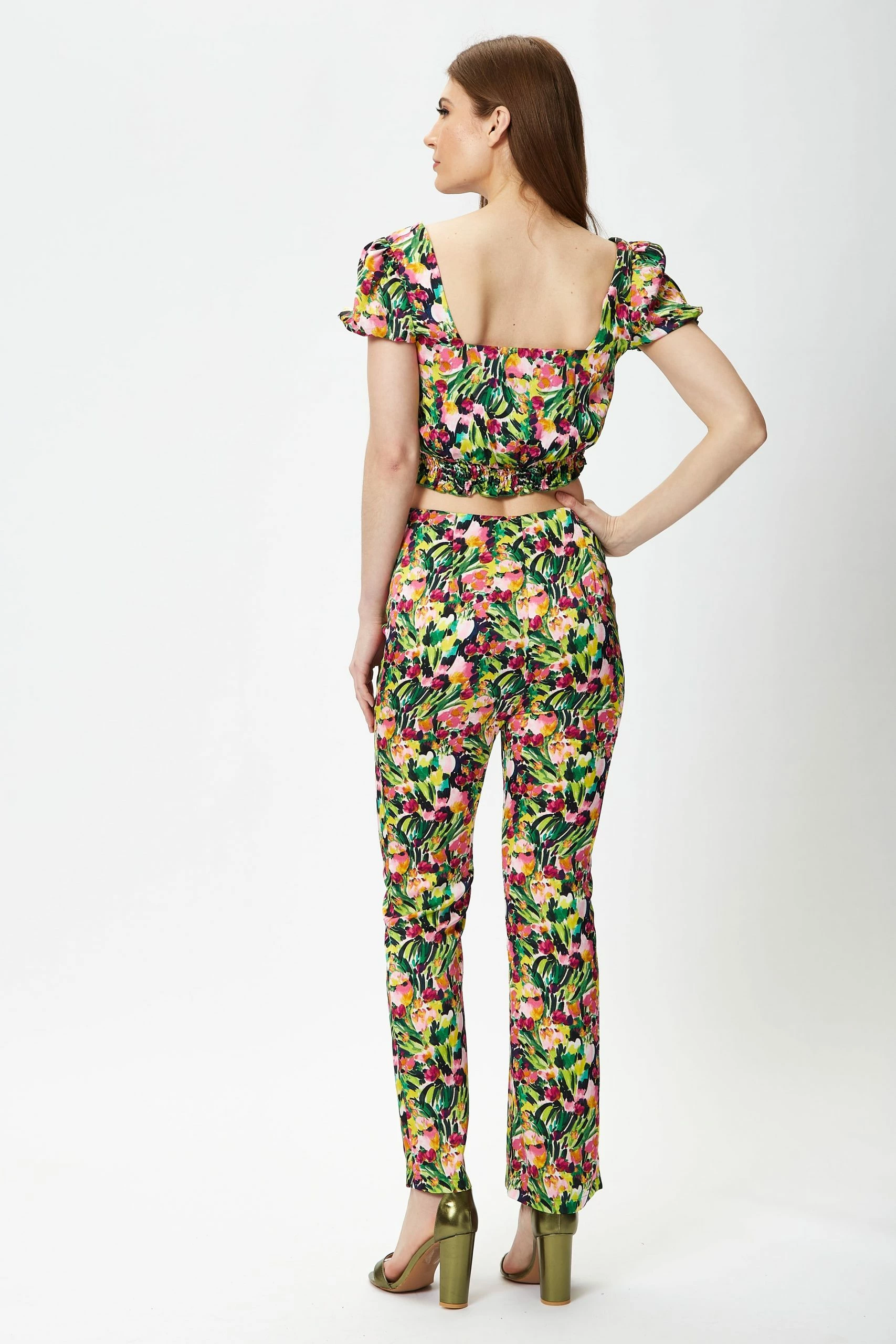 Liquorish Multicolour Floral Crop Top with Elasticated Waist 7 Liquorish Multicolour Floral Crop Top with Elasticated Waist - Image 5