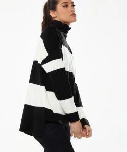 Liquorish Roll Neck Jumper in Black & White - Black/White -Liquorish Sales Store 24ff1352393f4a61a2bb438b7a24dac3 scaled