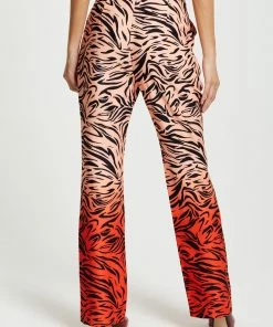 Liquorish Zebra Print Suit Trousers with Slit detail in Orange and Nude -Liquorish Sales Store 267b5db7e2854df09a64375f1cd3e378 scaled