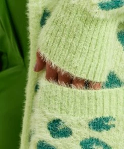 Liquorish Fluffy Longline Cardigan in Green Animal Print -Liquorish Sales Store 2f033b5d10584cebb006ece9368d9a0e scaled