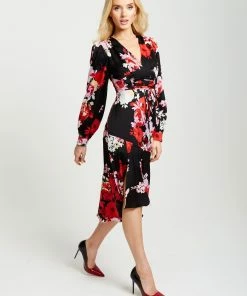 Liquorish Rose Print Midi Lace Up Dress in Red and Pink - Multicolour -Liquorish Sales Store 49f59b248aac4db28b35ba8ce91040ec scaled