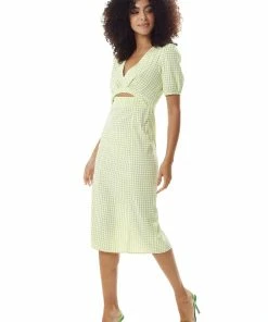 Liquorish Gingham Cut out front Midi Dress in Green and White -Liquorish Sales Store 4fb9b7de501a4e33a2d04c8465642162 scaled