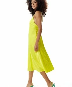 Liquorish Yellow Satin Midi Dress -Liquorish Sales Store 519237faa20648479af66d37cbf625a2 scaled
