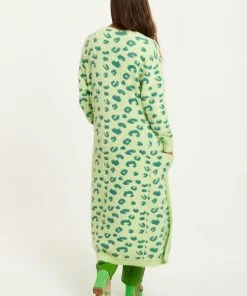 Liquorish Fluffy Longline Cardigan in Green Animal Print -Liquorish Sales Store 52cd154eb36f48a590ec24d66f2729b3 scaled