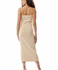 Liquorish Knitted Dress in Cream and White Check -Liquorish Sales Store 55f077c1412e4c7e982bc5b1d19f06e3 scaled