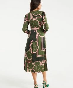 Liquorish Geometric Floral Knot Front Midi Dress in Dark Green -Liquorish Sales Store 56c962f324dd45658a61b2eacd640747 scaled