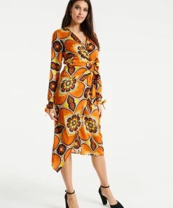 Liquorish Floral Midi Wrap Dress in Orange and Yellow 12 Liquorish Floral Midi Wrap Dress in Orange and Yellow -Liquorish Sales Store 5c2273450cce49f5a8653d7f3819a76a scaled