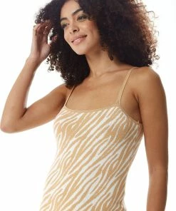 Liquorish Knitted Dress in Cream and White Zebra Pattern -Liquorish Sales Store 5e47300a91754a448603901de5c55b8e scaled