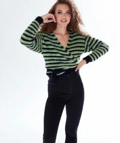 Liquorish striped wrap-around cardigan in green & black -Liquorish Sales Store 6007fdba386a4940b5b0b413ae546d2f scaled