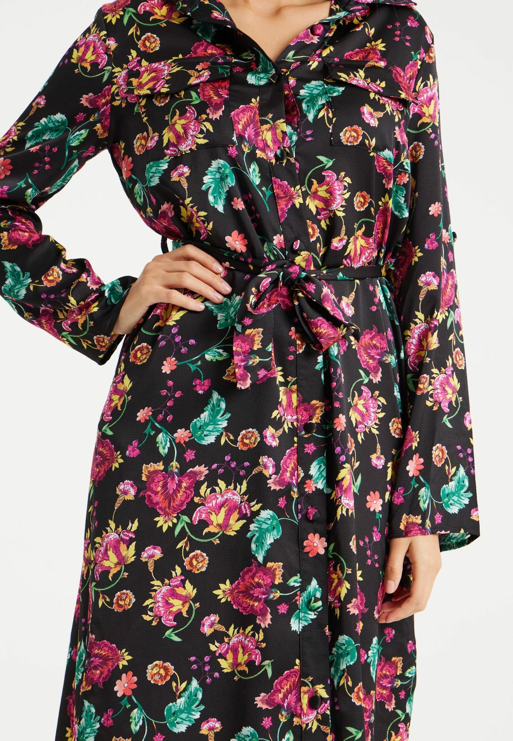 Liquorish Floral Print Shirt Dress in Multicolour & Black 8 Liquorish Floral Print Shirt Dress in Multicolour & Black - Image 6