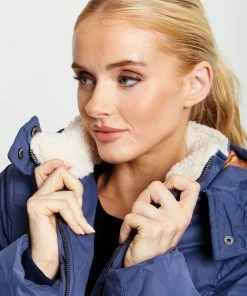 Liquorish Hooded Puffer Coat in Navy - Blue/Navy -Liquorish Sales Store 63bca5f51a5241febc78a270a6b433ba scaled