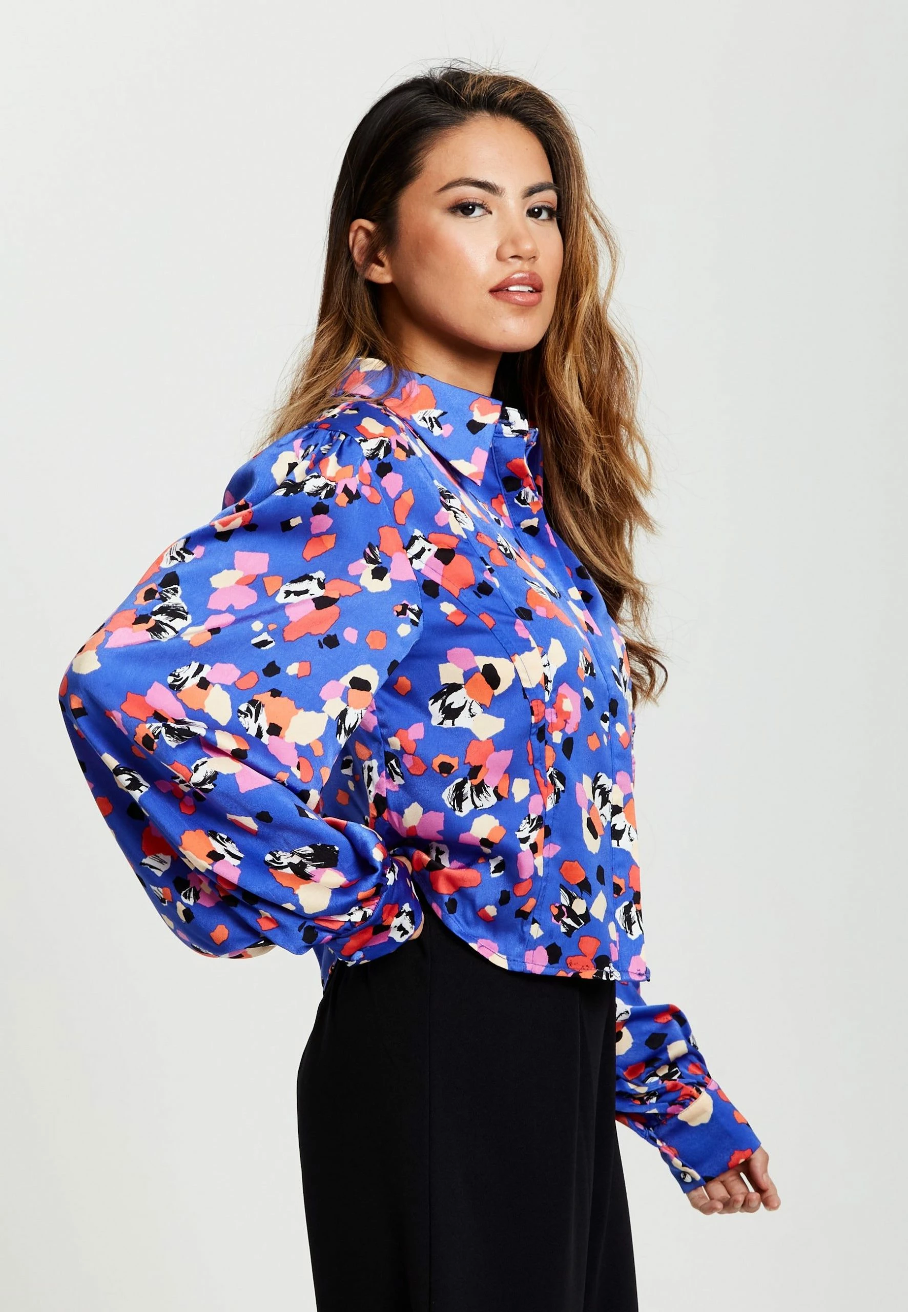 Liquorish Multicolour Abstract Dot Print Shirt - Blue 5 Liquorish Multicolour Abstract Dot Print Shirt - Blue - Image 3