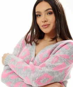 Liquorish Geometric Pattern Cardigan in Pink and Grey 12 Liquorish Geometric Pattern Cardigan in Pink and Grey -Liquorish Sales Store 6c0c6c421d4d4fa2ac13f2da45a2e551 scaled