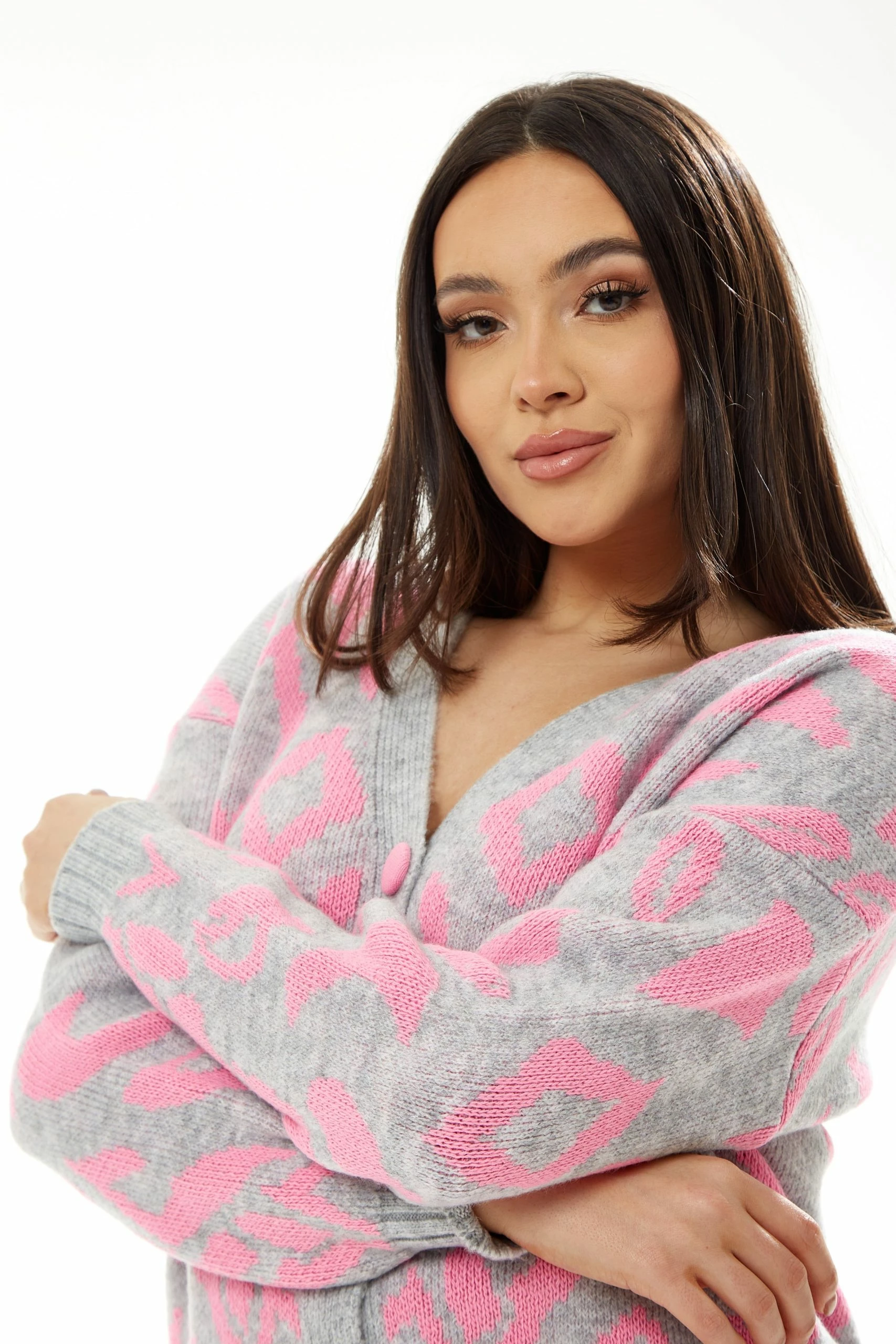 Liquorish Geometric Pattern Cardigan in Pink and Grey 7 Liquorish Geometric Pattern Cardigan in Pink and Grey - Image 5