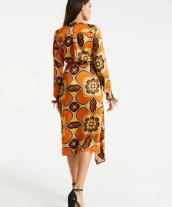 Liquorish Floral Midi Wrap Dress in Orange and Yellow 13 Liquorish Floral Midi Wrap Dress in Orange and Yellow -Liquorish Sales Store 7567afbcf1b34afaa2cb7e8f91d001e1 scaled