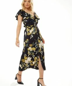Liquorish Belted Midi Dress with Off Shoulder Sleeves in Navy Floral Print - Multicolour 9 Liquorish Belted Midi Dress with Off Shoulder Sleeves in Navy Floral Print - Multicolour -Liquorish Sales Store 79feb2a509e649bea9d1c2903fd675a9 scaled