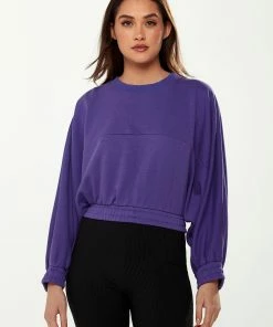 Liquorish Cropped Sweatshirt in Purple