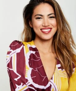 Liquorish Geometric Floral Print Mini Wrap Dress in Mustard and Burgundy - Multicolour -Liquorish Sales Store 84a0a4c214ae465f876e2671b00f36c3 scaled