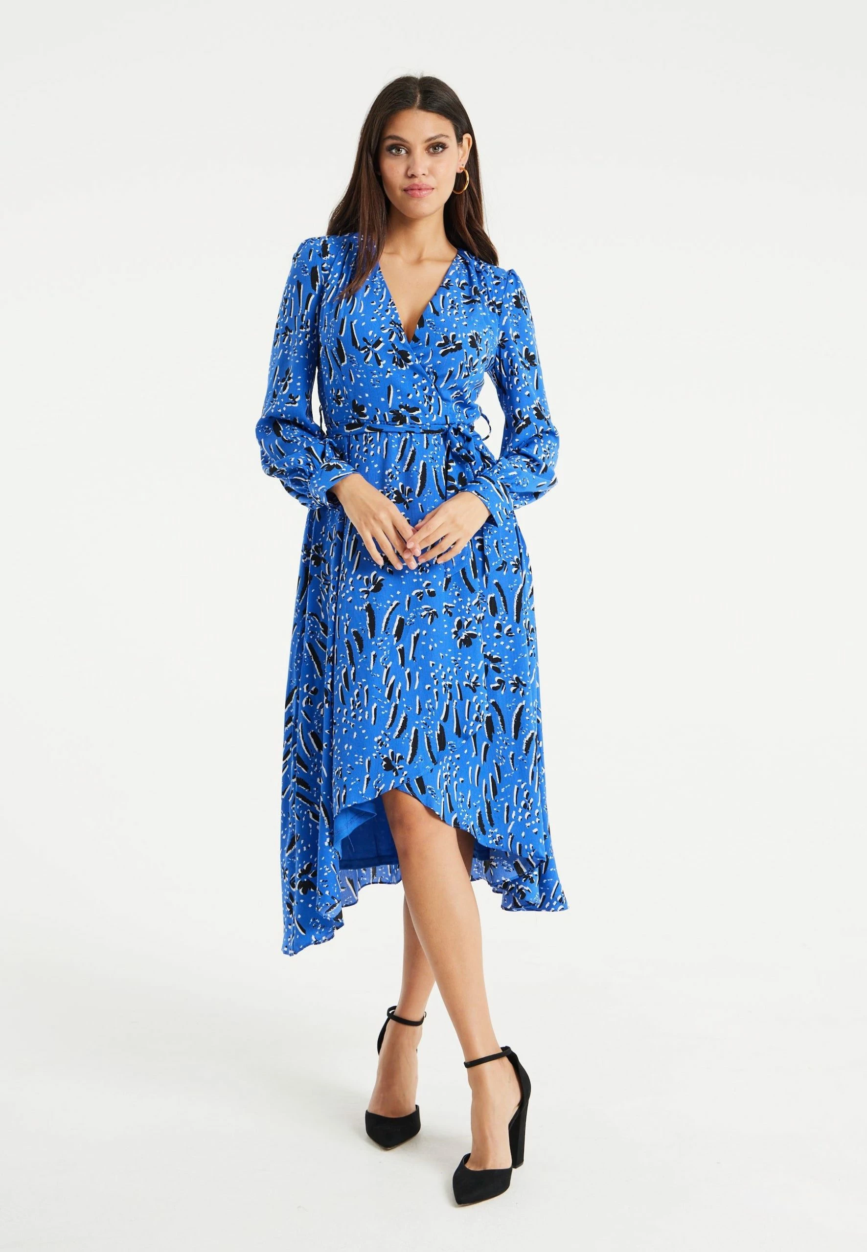 Liquorish Painterly Floral Print Midi Dress in Blue 4 Liquorish Painterly Floral Print Midi Dress in Blue - Image 2