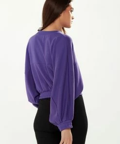Liquorish Cropped Sweatshirt in Purple -Liquorish Sales Store 87c436470897473d9e0b8007b71a967e