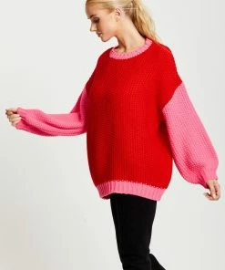 Liquorish Contrast Sleeve Jumper in Pink and Red -Liquorish Sales Store 89b3f6ddcf174185b54f37e3e1dc987e scaled