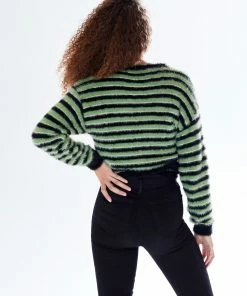 Liquorish striped wrap-around cardigan in green & black -Liquorish Sales Store 9530e7184a8a40b199851be9161d6186 scaled