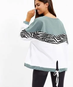 Liquorish Sage & Zebra & White Layered Sweatshirt - Multicolour -Liquorish Sales Store 9947a850d8ec42b2bdd294d03bdbc432