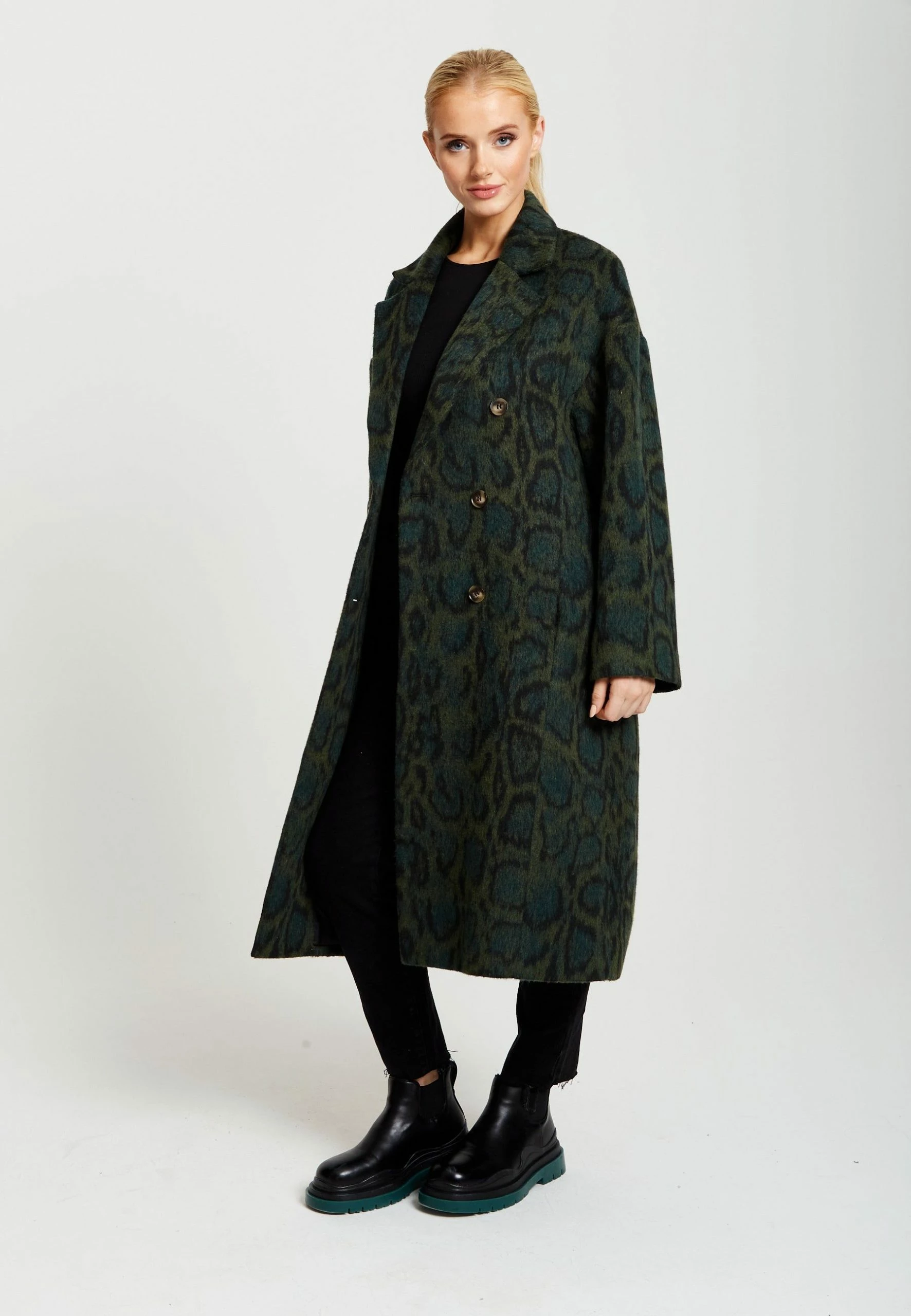 Liquorish Leopard Print Longline Coat in Khaki 4 Liquorish Leopard Print Longline Coat in Khaki - Image 2