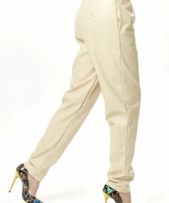 Liquorish Tapered Leather Look Trousers with Pleated Detail in Cream 9 Liquorish Tapered Leather Look Trousers with Pleated Detail in Cream -Liquorish Sales Store 9c6a087282dc4a9fac2207586da5bb9c scaled
