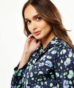 Liquorish Floral Print Shirt Dress in Multicolour & Navy 12 Liquorish Floral Print Shirt Dress in Multicolour & Navy -Liquorish Sales Store 9fa7c5e88a324abb90dc80ece16ba519