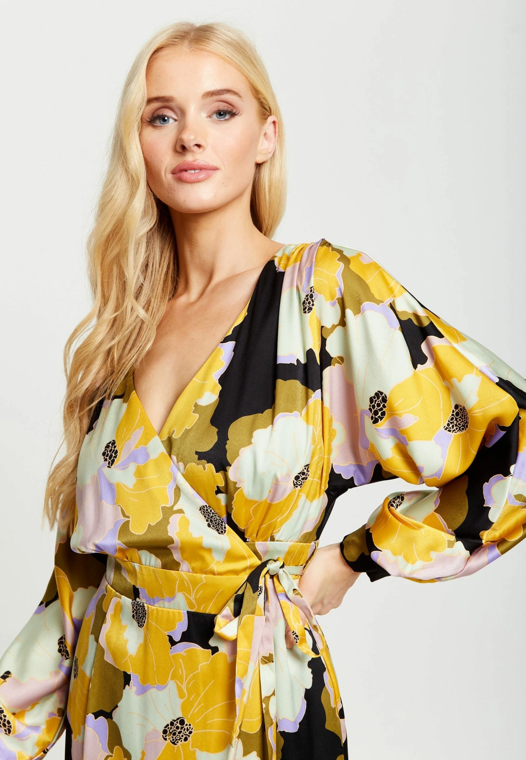 Liquorish Earth Tone Floral Print Midi Wrap Dress - Yellow 6 Liquorish Earth Tone Floral Print Midi Wrap Dress - Yellow - Image 4