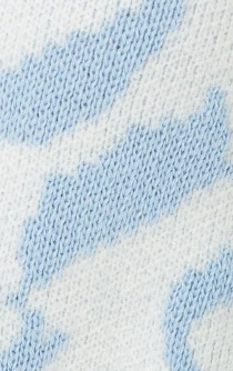 Liquorish Geometric Pattern Cardigan in Blue and White 8 Liquorish Geometric Pattern Cardigan in Blue and White - Image 6