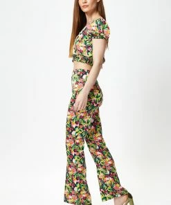 Liquorish Multicolour Floral Crop Top with Elasticated Waist 10 Liquorish Multicolour Floral Crop Top with Elasticated Waist -Liquorish Sales Store a49a4f8becf3408abba7b3b731fa6e4d scaled