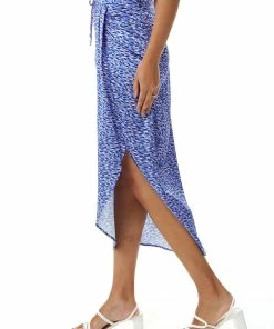 Liquorish Abstract Print Midi Skirt in Purple - Lilac 9 Liquorish Abstract Print Midi Skirt in Purple - Lilac -Liquorish Sales Store aa5aaf6d3d2a49749e95d279b4e7838d scaled