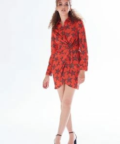 Liquorish Leopard Star Print Mini Dress with Collar and Twisted Front Detail in Orange -Liquorish Sales Store ab3b4a0aec4f4eefaec7d603f5799b34 scaled