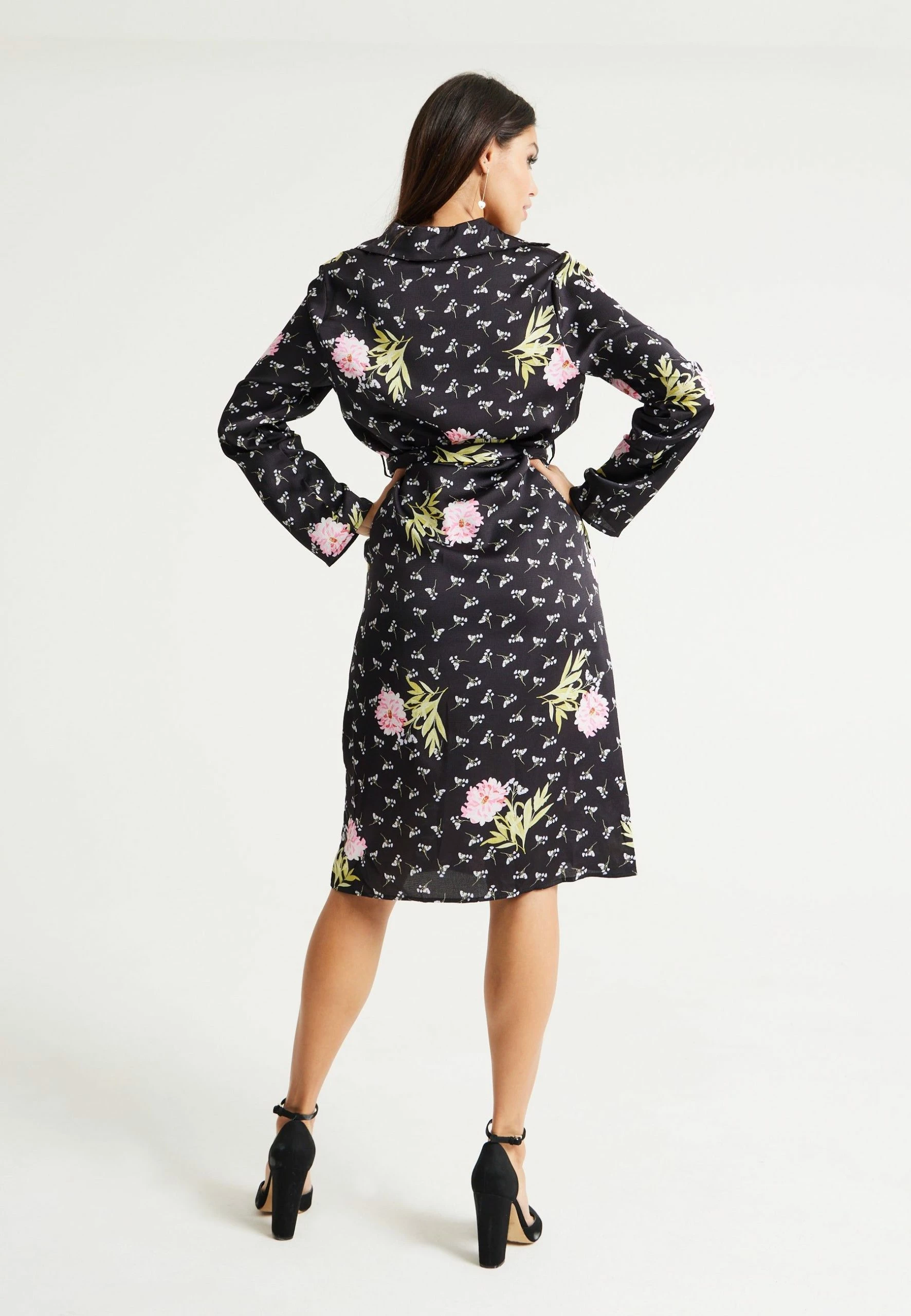 Liquorish Pink Floral Print Shirt Dress in Black 8 Liquorish Pink Floral Print Shirt Dress in Black - Image 6