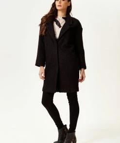 Liquorish Bouclè Coat in Black -Liquorish Sales Store bb6b05a135be4b6eb21f2706ade8e681