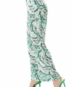 Liquorish Abstract Print Wide Leg Trousers in Green/White 9 Liquorish Abstract Print Wide Leg Trousers in Green/White -Liquorish Sales Store bcbbf76c3eaf4bf18404a8ecb56ef6e4 scaled