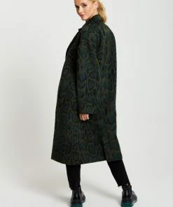 Liquorish Leopard Print Longline Coat in Khaki 11 Liquorish Leopard Print Longline Coat in Khaki -Liquorish Sales Store c06cd9edca12470da34b9237791b5284 scaled