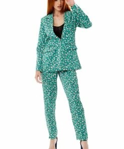 Liquorish Stroke Print Blazer in Green -Liquorish Sales Store c5834664eccb4eaf871a5e39c6ada6a1 scaled