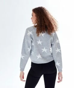 Liquorish Star Pattern V-Neck Button Down Cardigan in Grey & White 10 Liquorish Star Pattern V-Neck Button Down Cardigan in Grey & White -Liquorish Sales Store c69bce4938c94d6288be1bc772b33bbb scaled