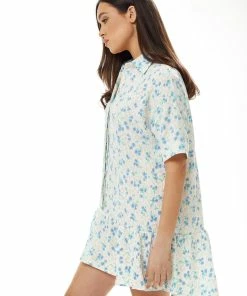 Liquorish Blue Floral Mini Shirt Dress in White 9 Liquorish Blue Floral Mini Shirt Dress in White -Liquorish Sales Store cd653815d20d41b48209e3193dabc424 scaled