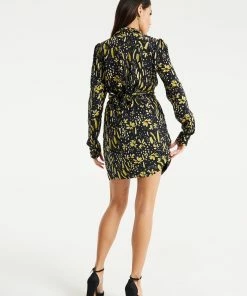 Liquorish Painterly Print Mini Wrap Dress in Black and Yellow -Liquorish Sales Store d140c0e400b04936aa7f8e9196e57a48 scaled