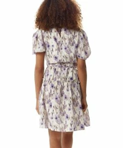 Liquorish Lilac Floral Mini Dress with Belt -Liquorish Sales Store db2cd2cc8bb149ea92c0b445e9c5c1e4 scaled